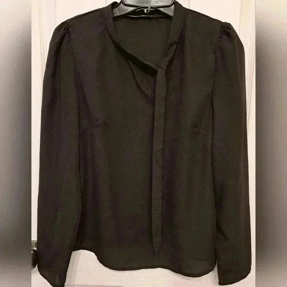 ❤️ Beautiful M Black Long Sleeved Blouse Size 6 - Picture 10 of 11